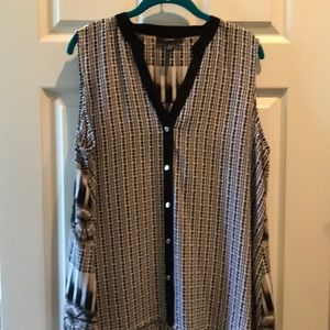 Brown &White Tunic top, high-low bottom.